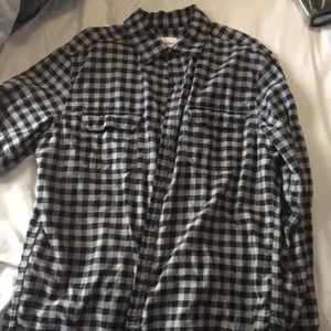 Men’s grey and black XL flannel shirt